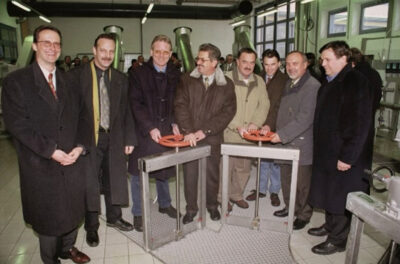 Die inoffizielle Eröffnung der Anlage fand am  30. Dezember 1998 statt