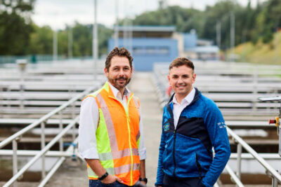 Pressebericht: Eine sichere Abwasserinfrastruktur, Bild 1: Geschäftsführer Ing. Gregor Wagner, Obmann 2. Vbgm. Sandro Spendier