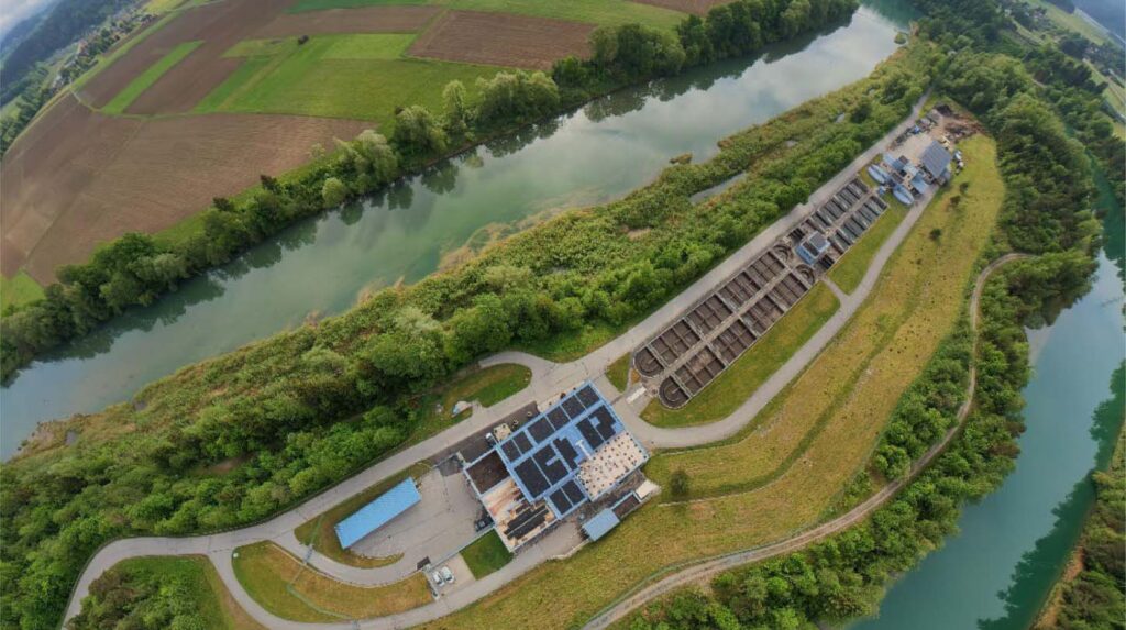 Pressebericht: Photovoltaik Zukunftsprojekt energieautark, Bild 1: Betriebsgelände des AWVWW